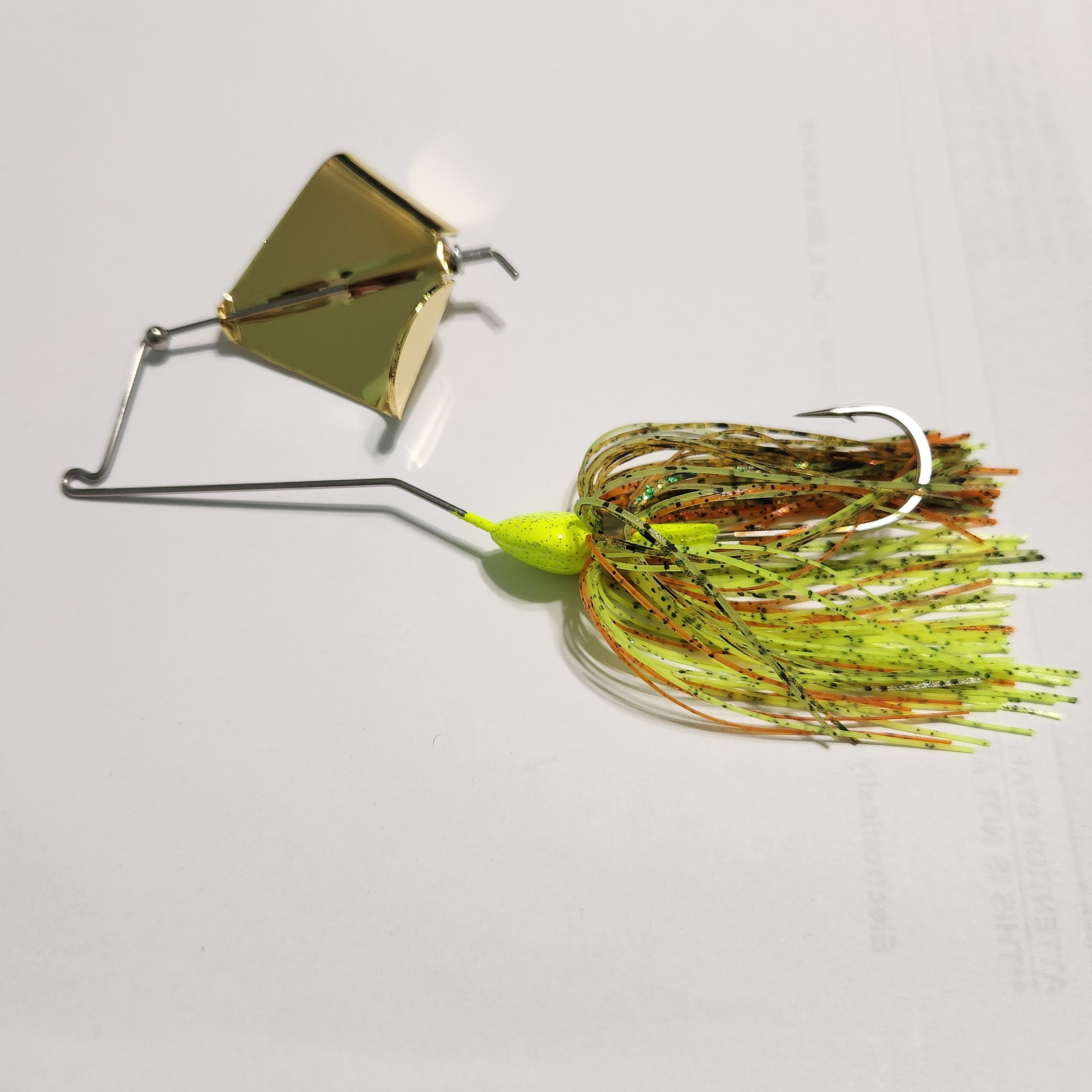 Buzzbait Chartreuse n Copper w/Gold Blade